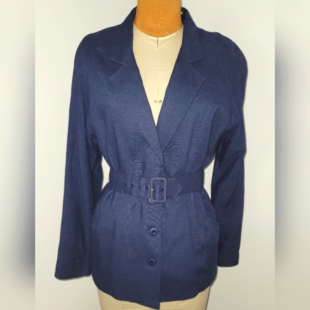 90's TJ's of California navy blazer with belt 🇺🇸
